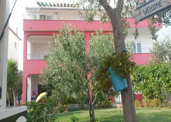 Apartments Mare - 30 M From Pebble Beach