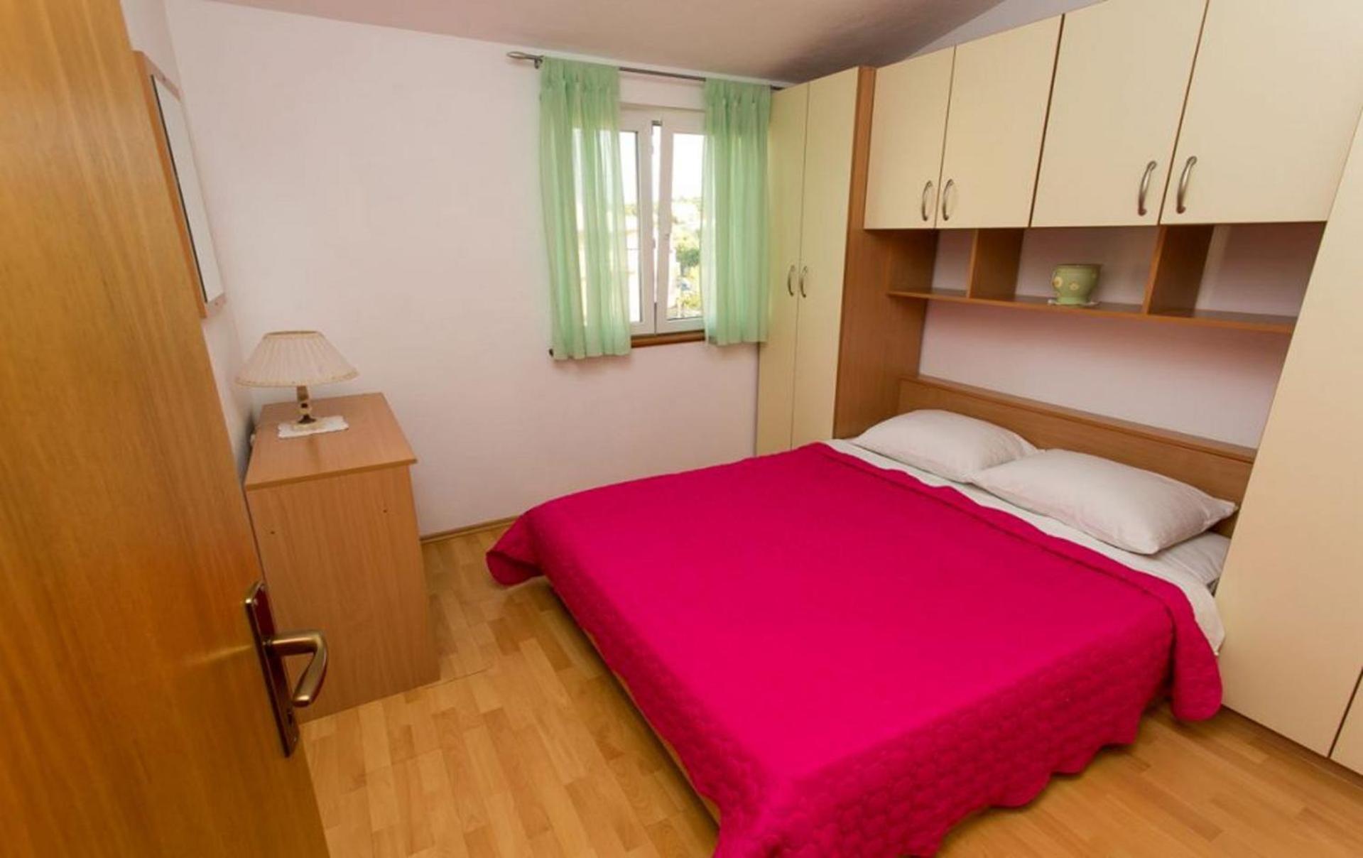 Mare - 30 M From Pebble * Seget Vranjica