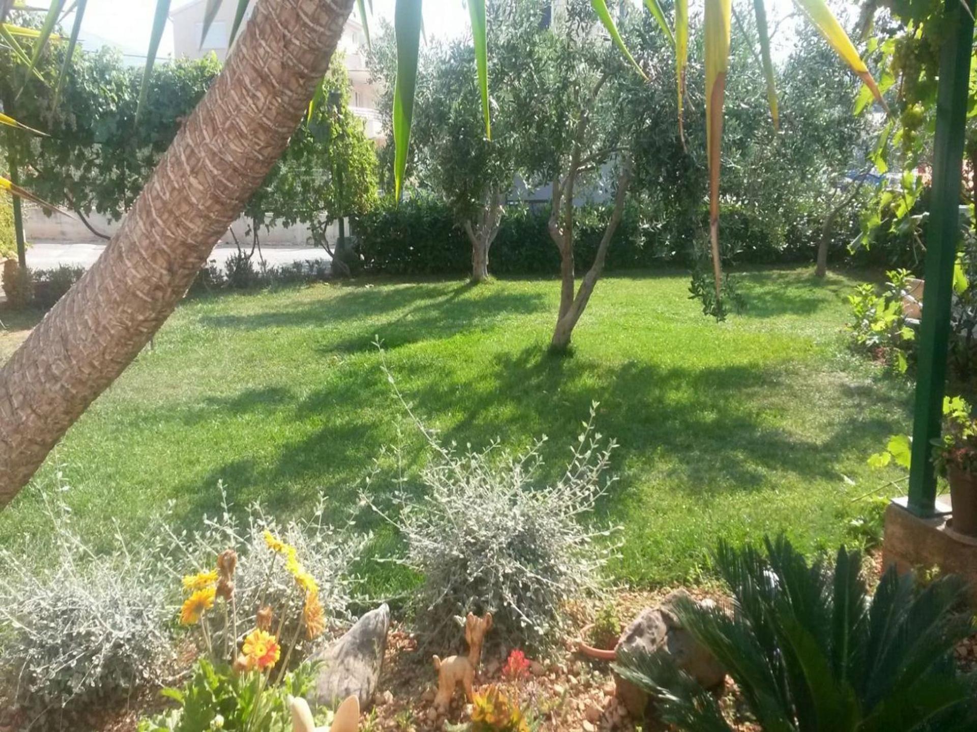 Mare - 30 M From Pebble Apartamento *